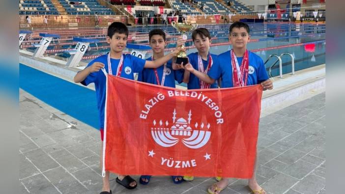 Elazığ Belediyespor, Çaydaçıra Yüzme Festivali'nde 12 birincilik kazandı