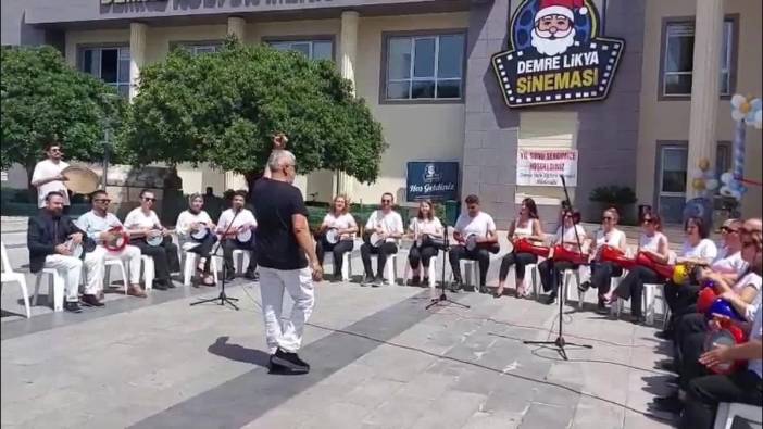 Demre Halk Eğitim Merkezi kursiyerlerinin yıl sonu sergisi açıldı