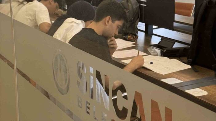 Sincan Millet Kıraathaneleri'nde AYT deneme sınavı yapıldı