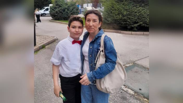 Tepebaşı Belediyesi'nin desteğiyle 11 yaşındaki Efe Çınal, müziğin gücüyle sağlık sorunlarını aştı