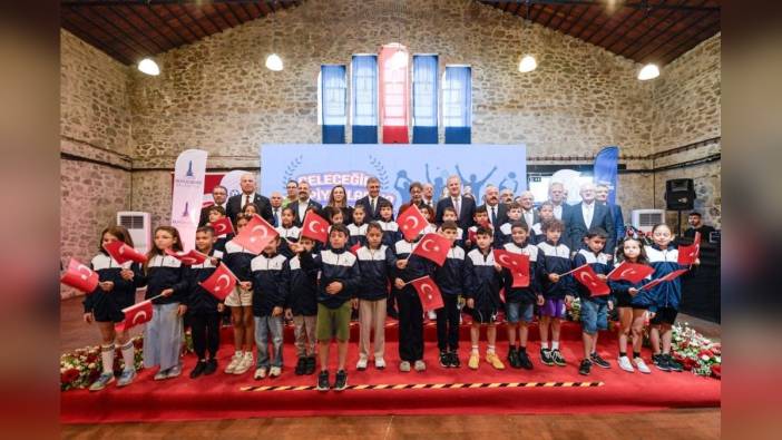 İzmir Ticaret Odası ve İzmir Büyükşehir Belediyesi'nden 'Geleceğin Şampiyonları' projesi