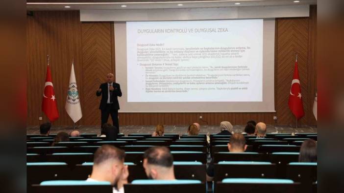 ALKÜ'de akademik personele duyguların yönetimi eğitimi verildi