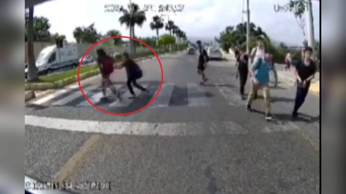 Mersin'de yaya geçidinde iki çocuğa çarpan sürücüye 15 yıl hapis istemi