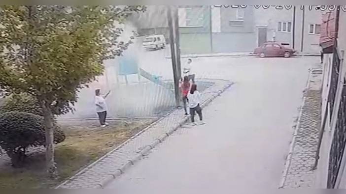 Eskişehir'de oyun parkı kundaklama girişimi güvenlik kamerasında