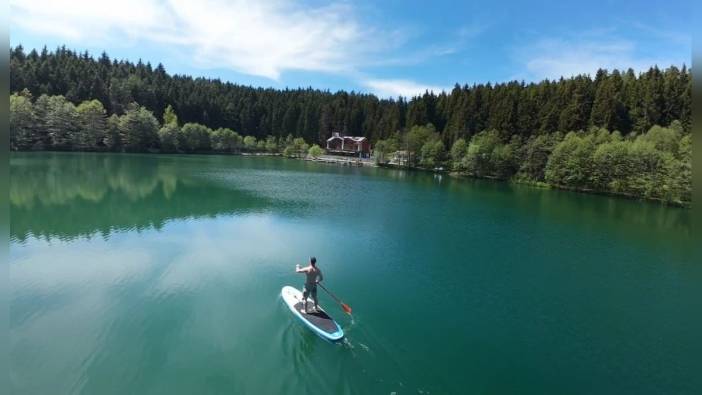 Artvin Karagöl'de kürek sörfü heyecanı
