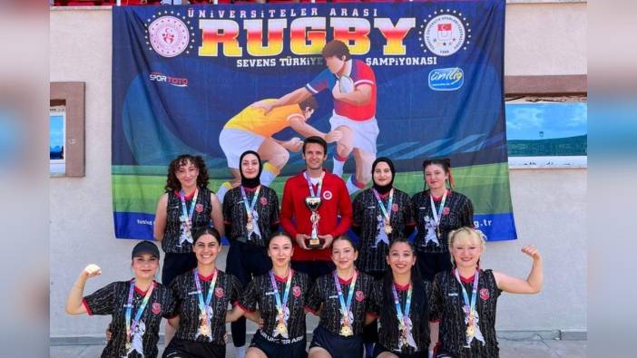 Kastamonu Üniversitesi Kadın Ragbi Takımı Türkiye şampiyonu oldu