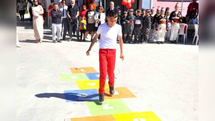 Muğla'da geleneksel çocuk oyunları şenliği düzenlendi