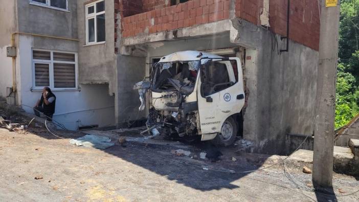 Ereğli'de kamyonet kazası: 2 yaralı