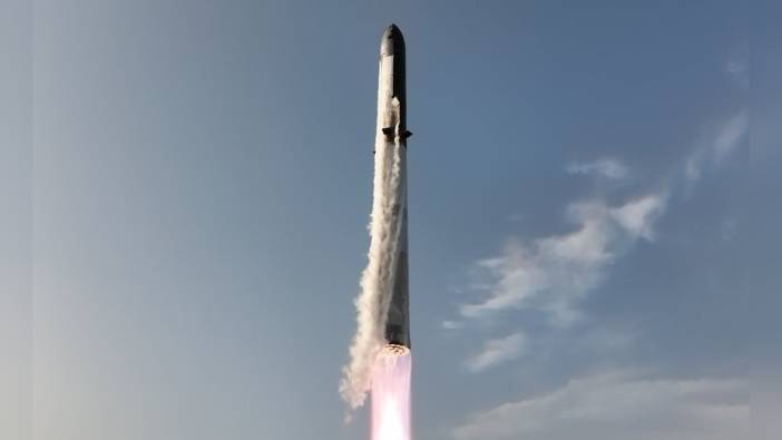 SpaceX'in Starship roketi 9'uncu test uçuşunda başarısız oldu