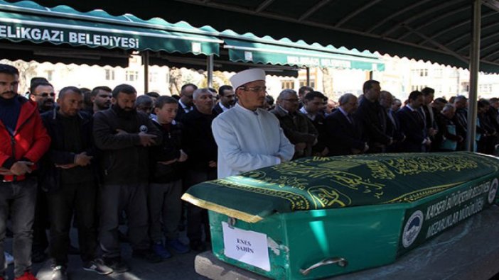 Sulama havuzunda boğulan liseli Enes, toprağa verildi