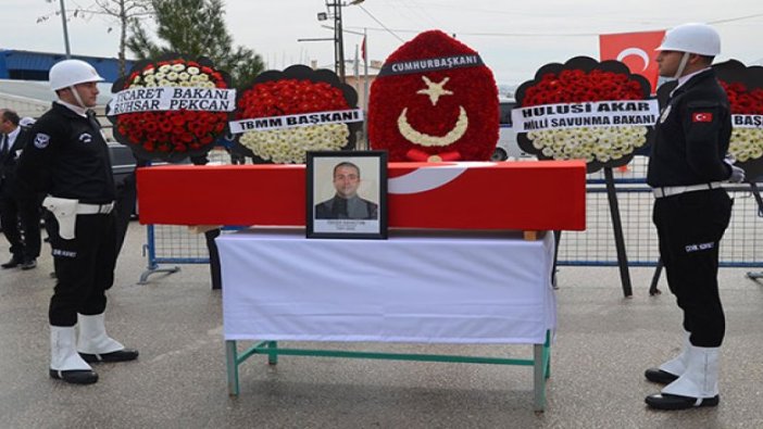 Şehit gümrük memuru, son yolculuğuna uğurladı