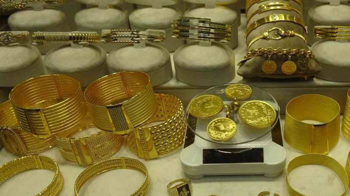 Yatırımcılar yine bildiğinden şaşmadı! Altın bu yıl da rekora ulaştı