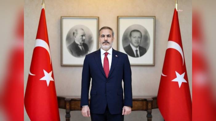 Dışişleri Bakanı Fidan: Azerbaycan'ın Müstakillik Günü'nü kutladı