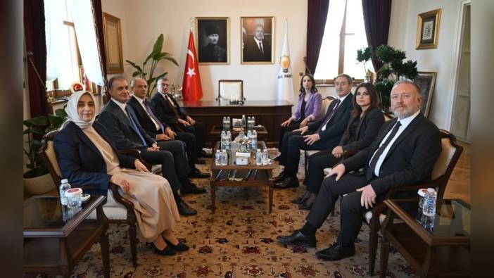 DEM Parti heyeti, TBMM'de AK Parti grubunu ziyaret etti