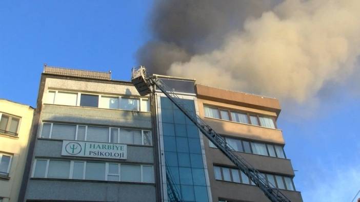 Şişli'de restoran yangını: Bina tahliye edildi