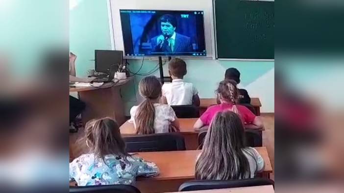 Erzurumlu öğretmenlerden 'Sarı Gelin Tours Europe' projesi: 4 ülkedeki çocuklar türküyü söyledi