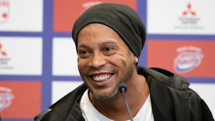 Paraguay'da gözaltına alınan Ronaldinho tutuklanmayacak