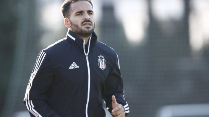 Beşiktaşlı Douglas sakatlığı nedeniyle sezonu kapattı