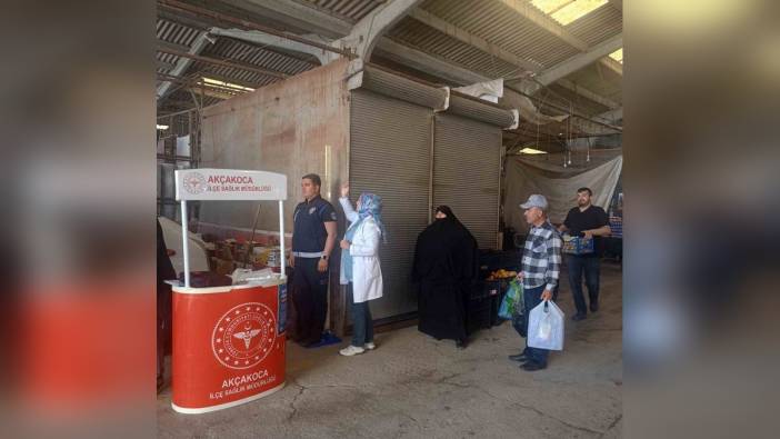 Akçakoca'da ideal kilonu öğren stantları devam ediyor