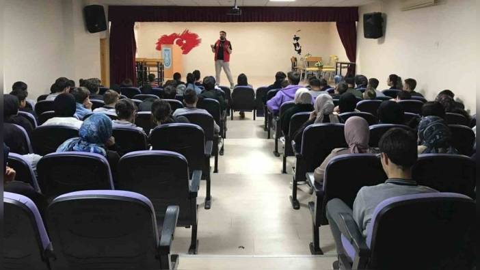 Bayburt Gençlik Merkezi yaz kamplarını tanıttı: Başvurular 9 Haziran'a kadar