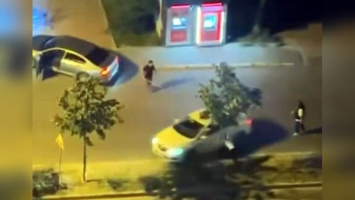 Avcılar'da trafikte tartışma: Sürücü, aracını diğer kişinin üzerine sürdü