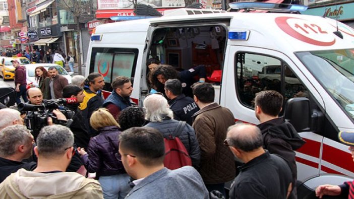 Beşiktaş'ta döner ustası tartıştığı müşteriyi elinden yaraladı