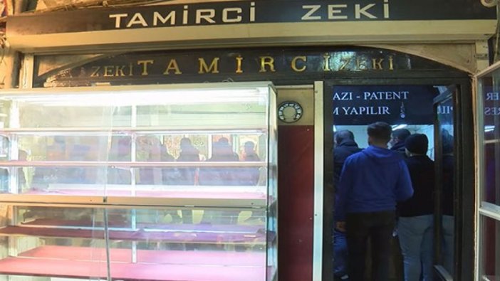 Kapalıçarşı'da 16 metrekarelik dükkan 11 milyon 812 bin liraya satılıyor