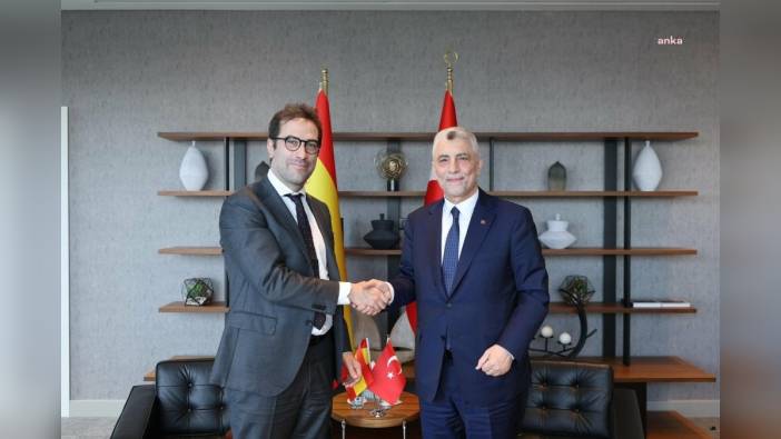 Ticaret Bakanı Bolat, İspanyol mevkidaşı Cuerpo ile görüştü: 2024'te 19,2 milyar dolarlık ticaret hacmi