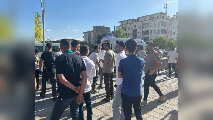 Midyat'ta minibüs şoförleri arasında kavga: 3 yaralı