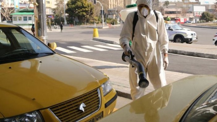 İranlı Milletvekili: Ülkede Kovid-19 dışında menşei belli olmayan bir virüs daha var