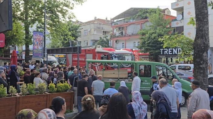 Çekmeköy'de yangın: 75 yaşındaki Müslime Kaya hayatını kaybetti