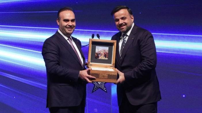 Turkcell'in 'Yarının Teknoloji Liderleri' yarışmasında ödüller sahiplerini buldu