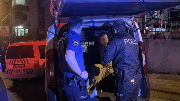 Kütahya'da bıçaklı kadın annesini rehin aldı: 2 kişi de kurtarıldı