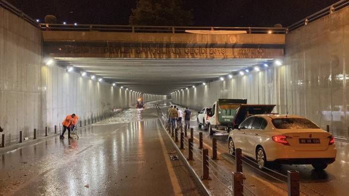 Osmaniye'de sağanak hayatı felç etti: Devlet Bahçeli Alt Geçidi su altında kaldı