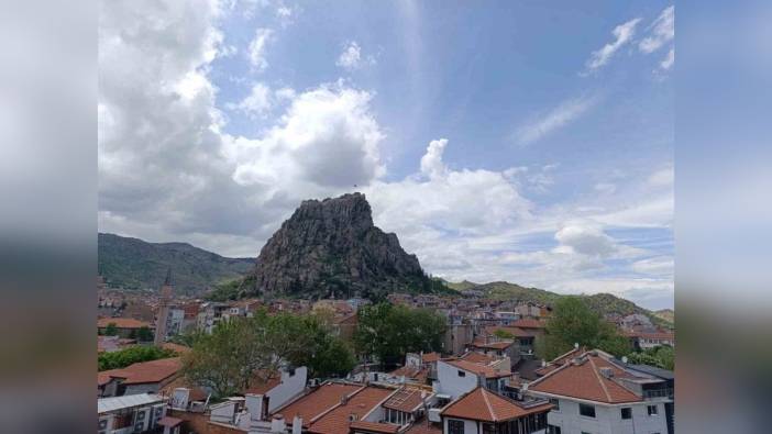 Meteoroloji'den Afyonkarahisar için kuvvetli sağanak yağış uyarısı