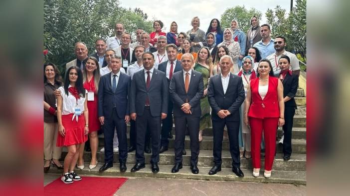 Akçakoca Halk Eğitim Merkezi yıl sonu sergisi yoğun ilgi gördü