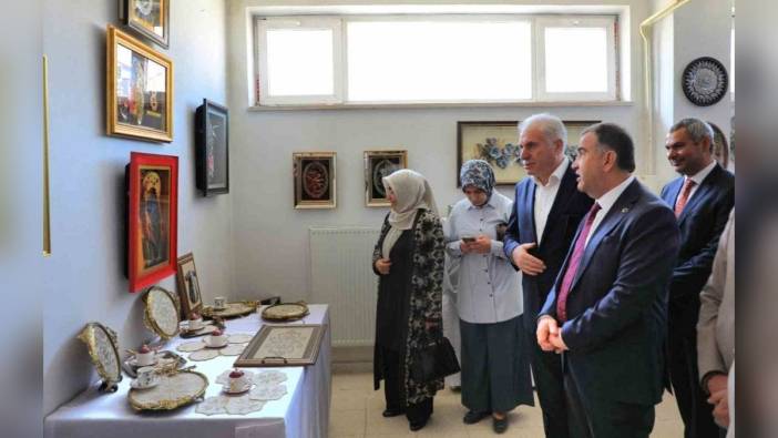Bayburt'ta Hayat Boyu Öğrenme Haftası el sanatları sergisiyle sona erdi