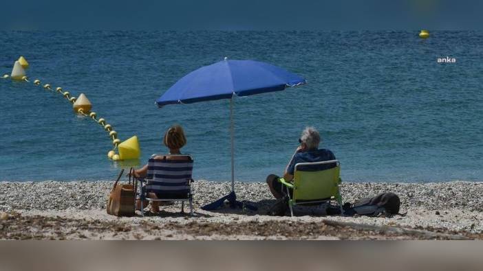 Fransa'da çocukların bulunduğu alanlarda sigara yasağı temmuzda başlıyor
