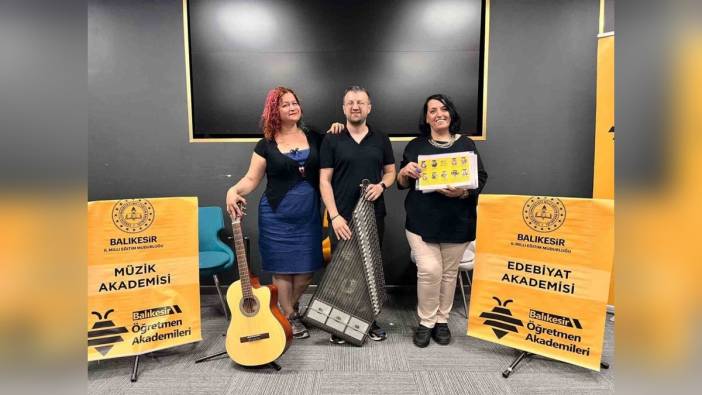 Balıkesir Milli Eğitim'de 'Şiirle Şarkı, Şarkıyla Şiir' etkinliği