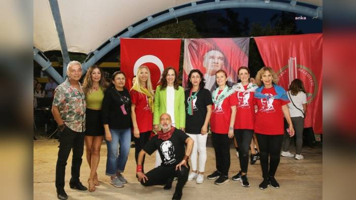 Karşıyaka'da mahalle şenliği coşkusu