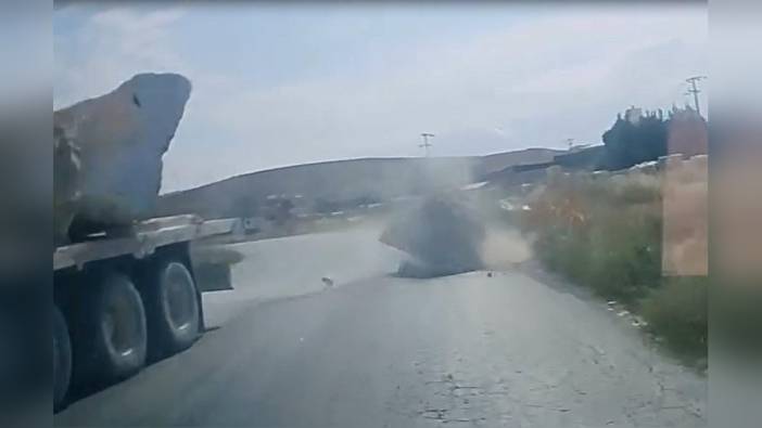 Denizli'de kamyondan düşen mermer blok, faciaya neden oluyordu