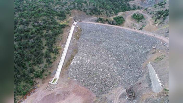 Amasya Ziyaret'te Saraycık Göleti'nin gövde dolgusu tamamlandı