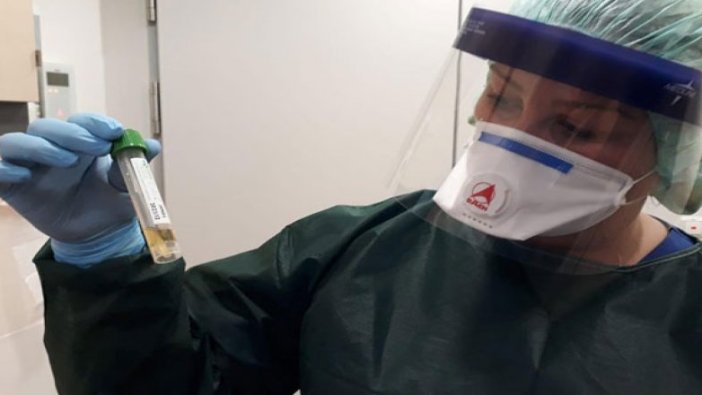 Almanya'da koronavirüs hastalarına bakan Türk hemşireden 60 yaş uyarısı