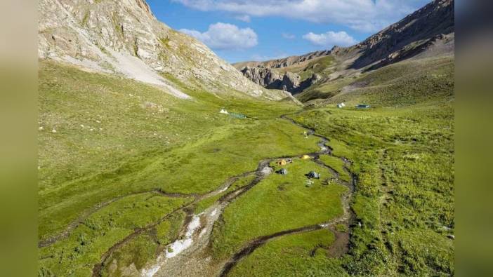 Erzincan Kemah'taki Sohmarik Yaylası, doğa tutkunlarını büyülüyor