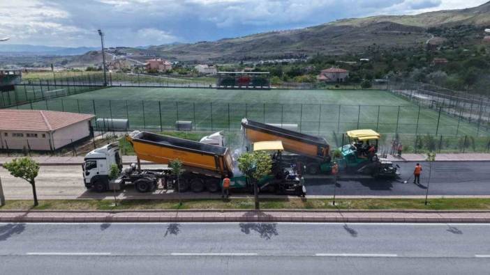 Kayseri Büyükşehir Belediyesi, Erkilet Bulvarı'nda 36 milyon TL'lik asfaltlama çalışması başlattı