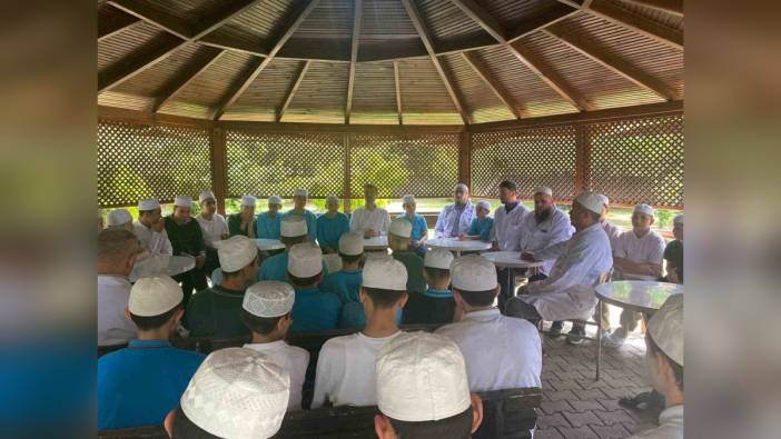 Düzce İl Müftüsü Aydın, hafızlık öğrencileriyle bir araya geldi