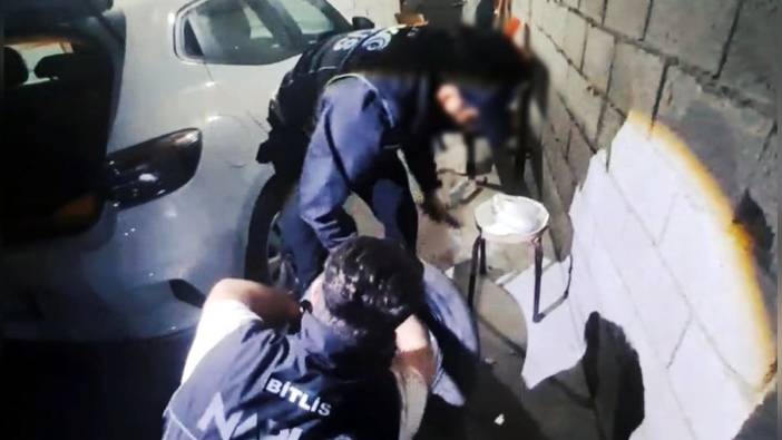 Bitlis'te 4 kilo skunk ele geçirildi: 4 şüpheli tutuklandı