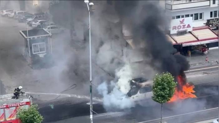 Diyarbakır'da yolcu minibüsü alev alev yandı