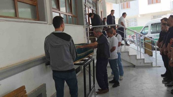 Bursa'da bağ evinde öldürülen 25 yaşındaki Mustafa Karaman toprağa verildi
