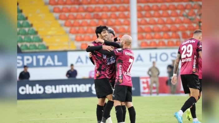 Alanyaspor, Sivasspor'u 2-0 mağlup etti